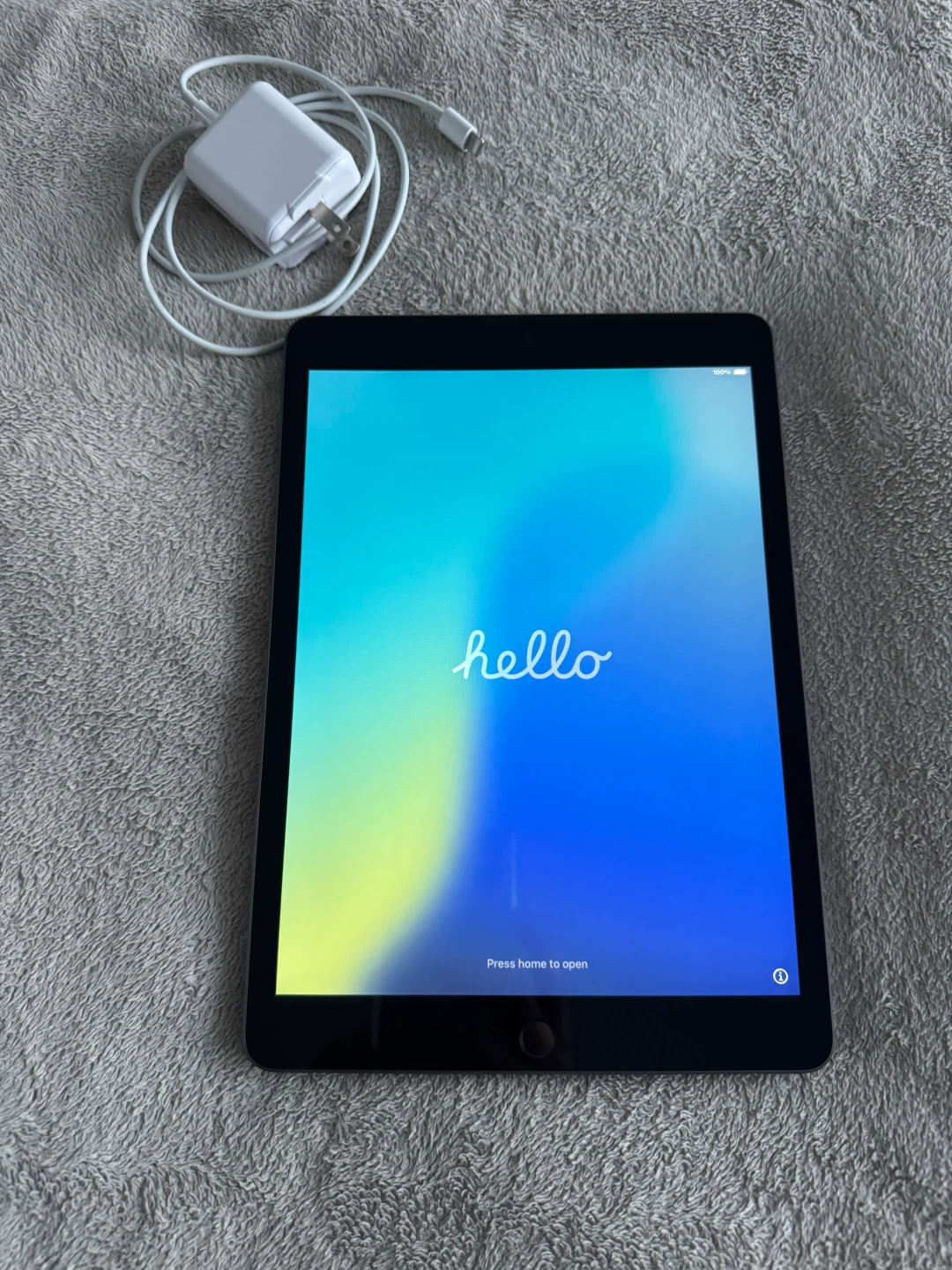 Apple iPad 9th Gen – 64GB – Wi-Fi - photo 2