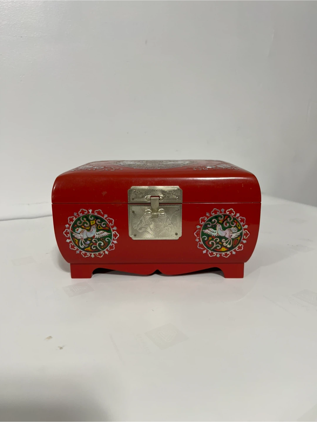 Korean Traditional Mother of Pearl Jewelry Box with Metal Clasp