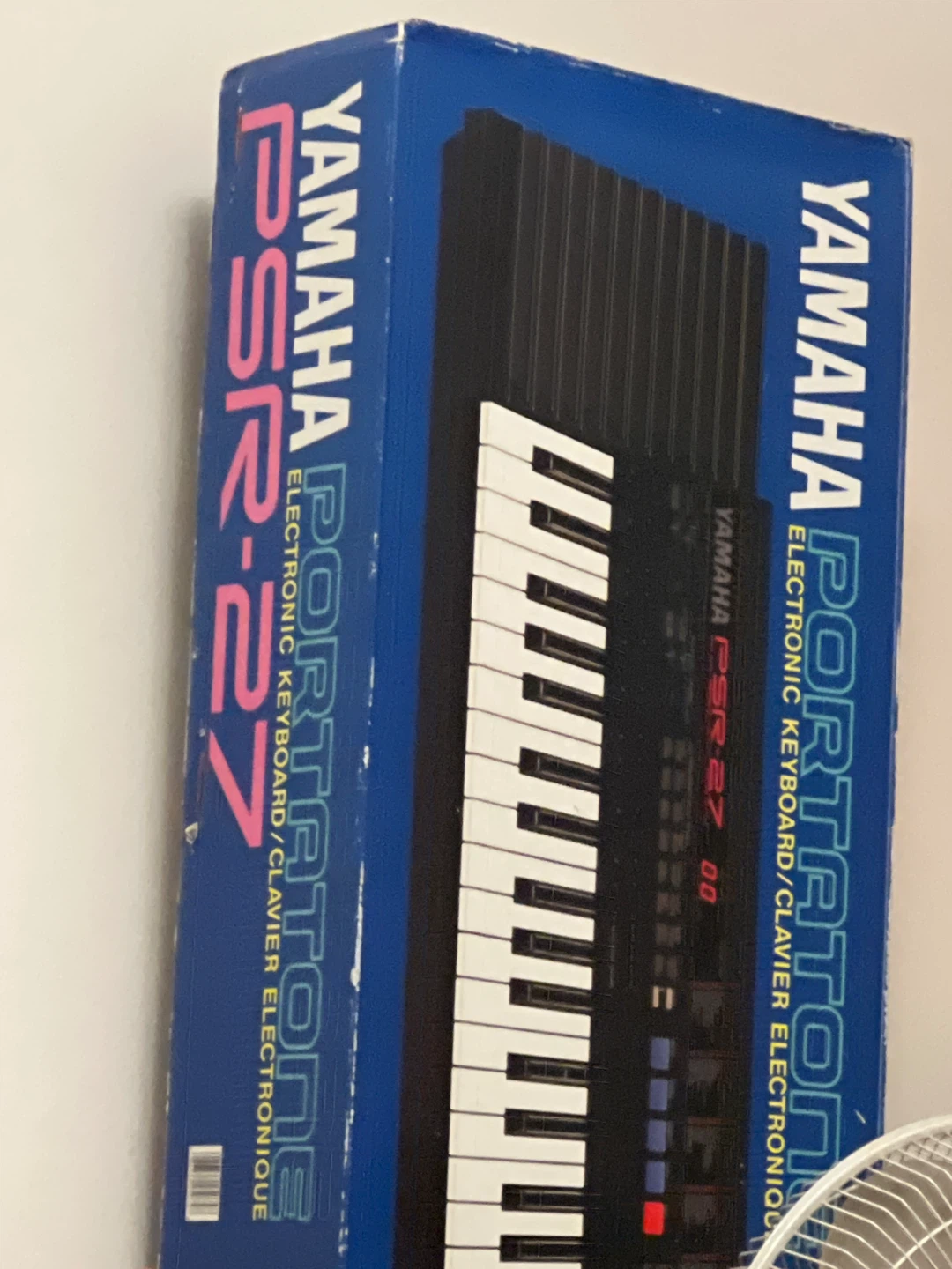 Yamaha PSR-27 Portatone Electronic Keyboard