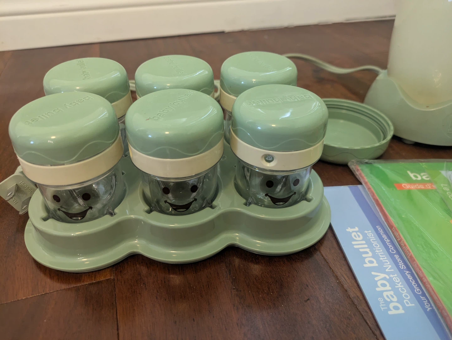 Baby Bullet Food Maker and Storage Containers - photo 3