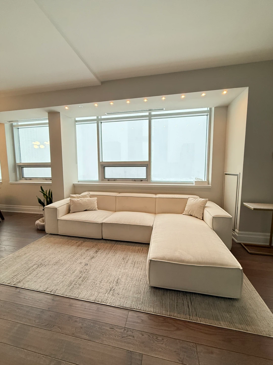 ROVE Concepts - Porter Sectional, off white - photo 3