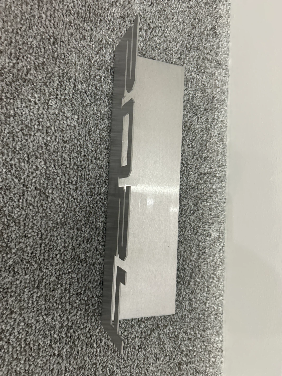 2024 Metal Desk Ornament/ book stopper - photo 2