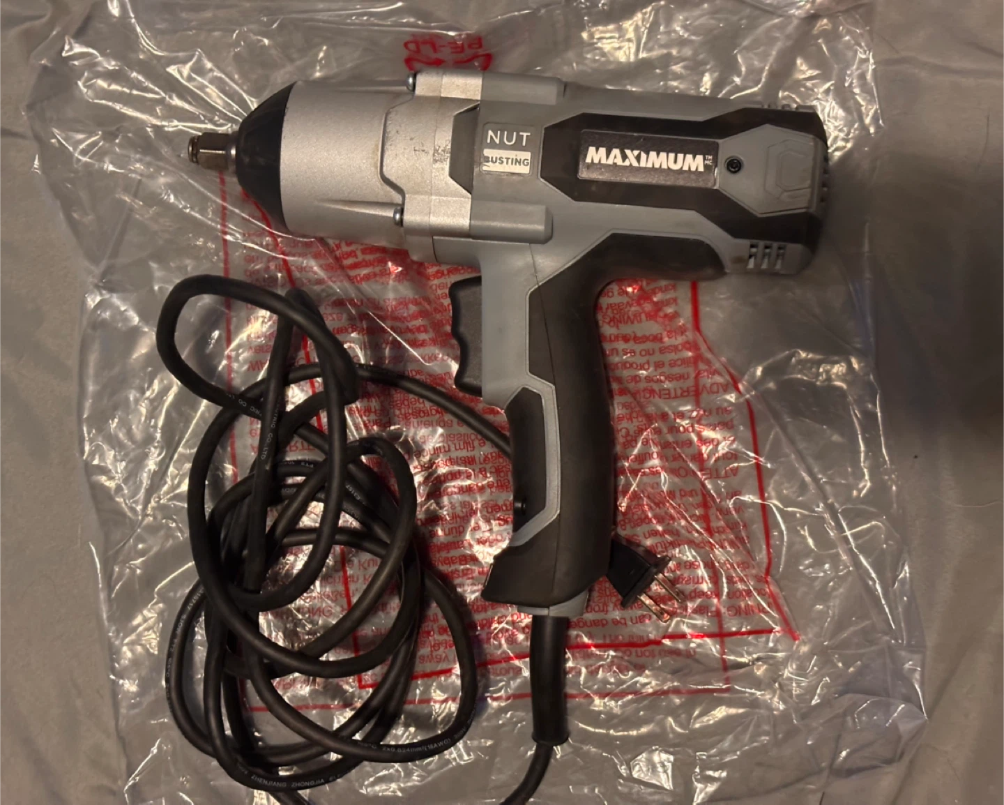 MAXIMUM Heavy-duty 1/2" Impact Wrench - photo 3
