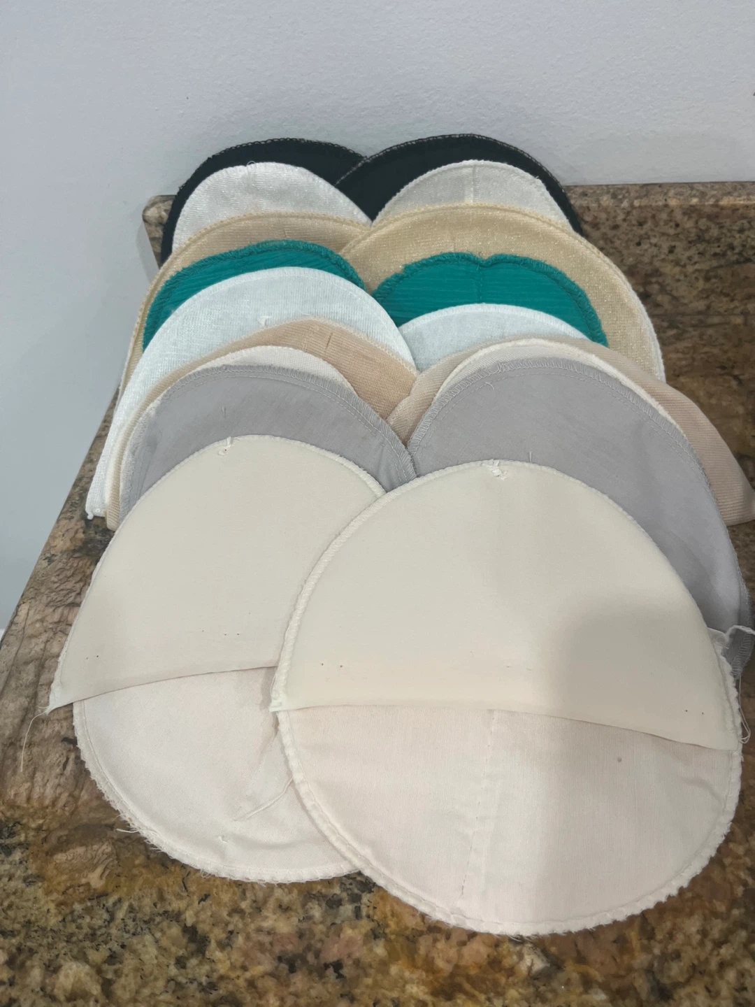 Shoulder  Pads 10 pairs - Various Colours
