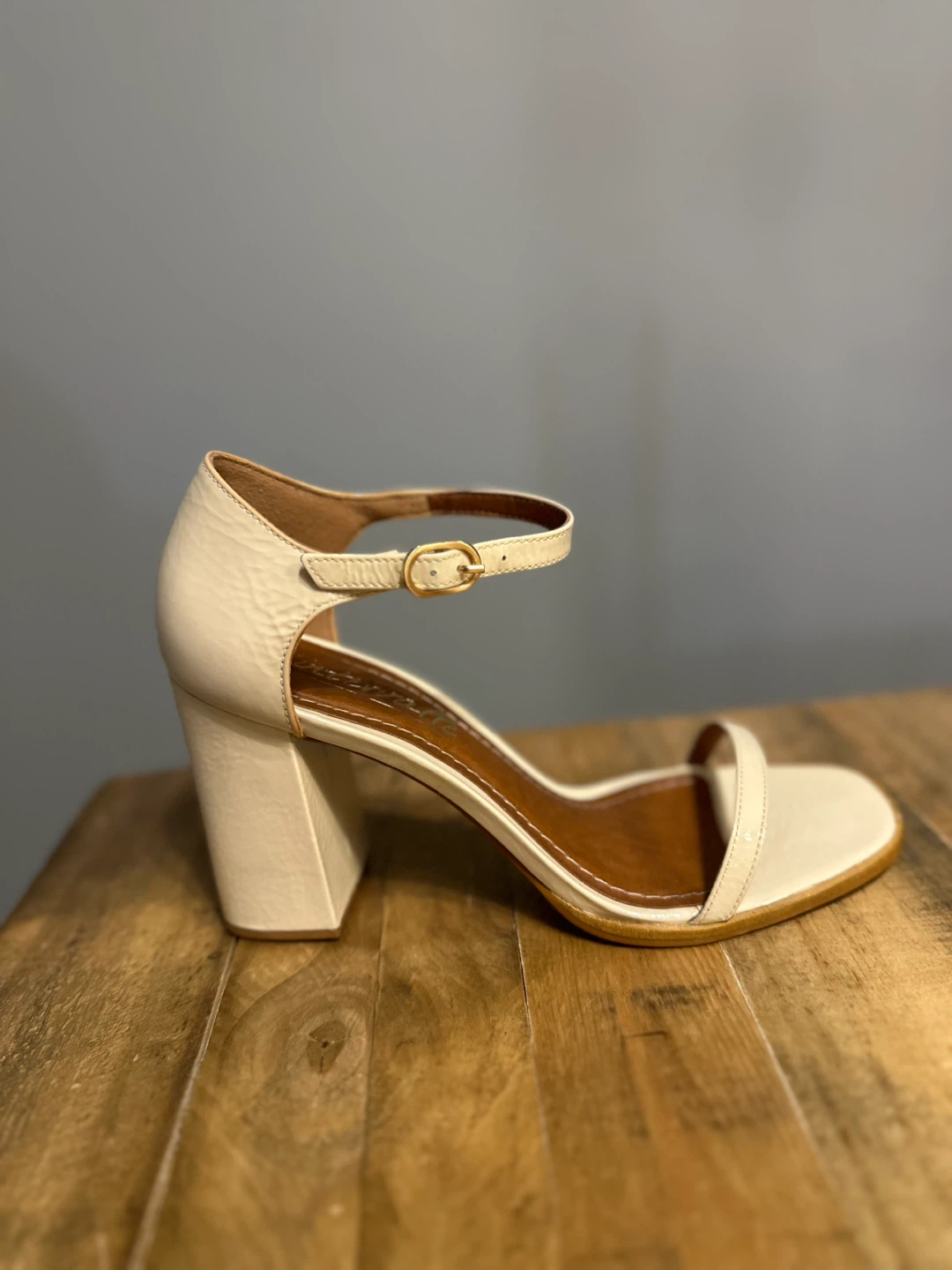 Cream Block Heel Sandals - photo 2
