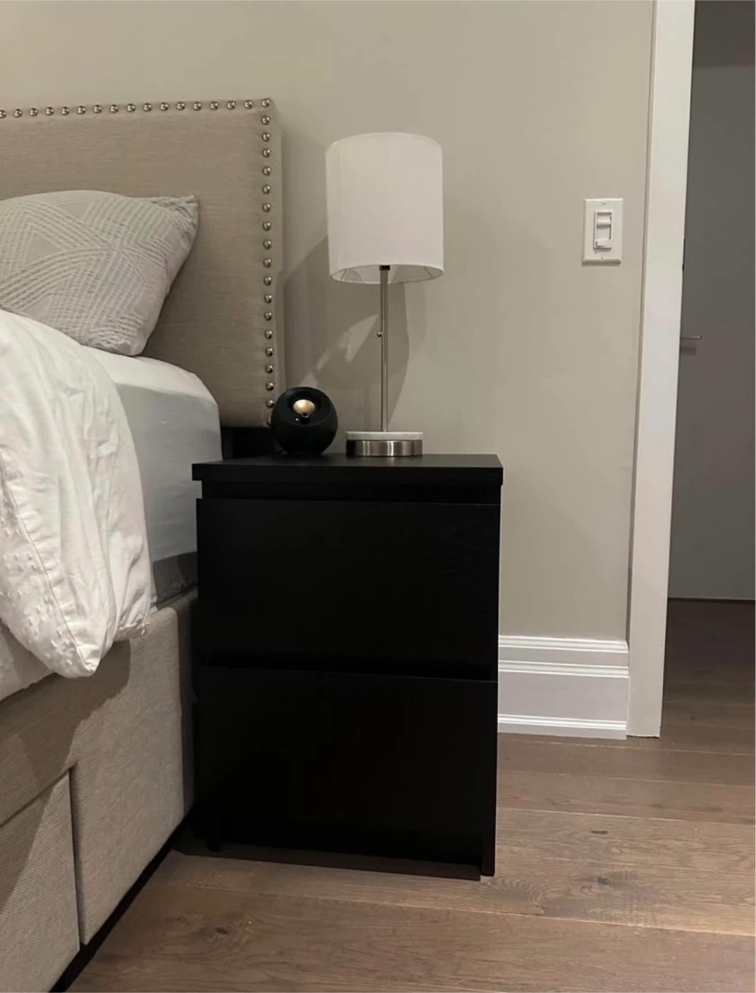 Ikea Malm dresser and 2 chest drawers - photo 2
