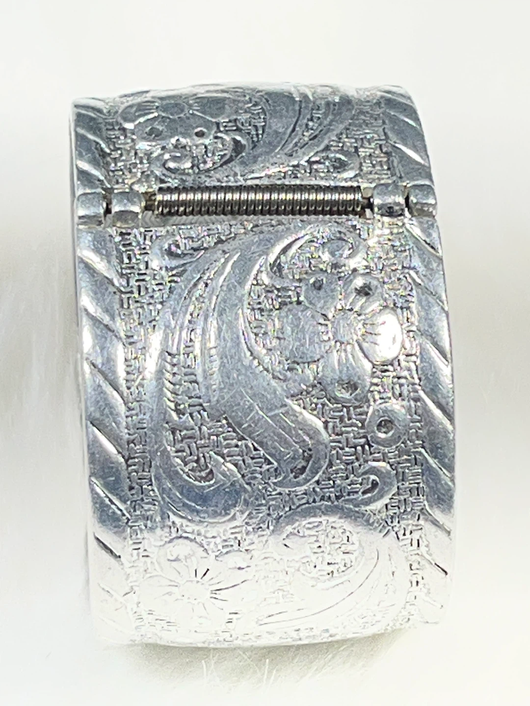 Vintage Silver Tone Engraved Cuff Bracelet - photo 3