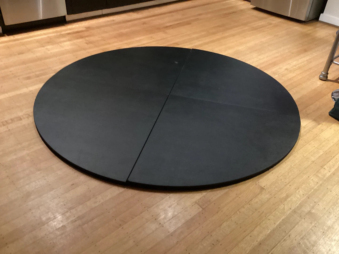 Round Table Extender