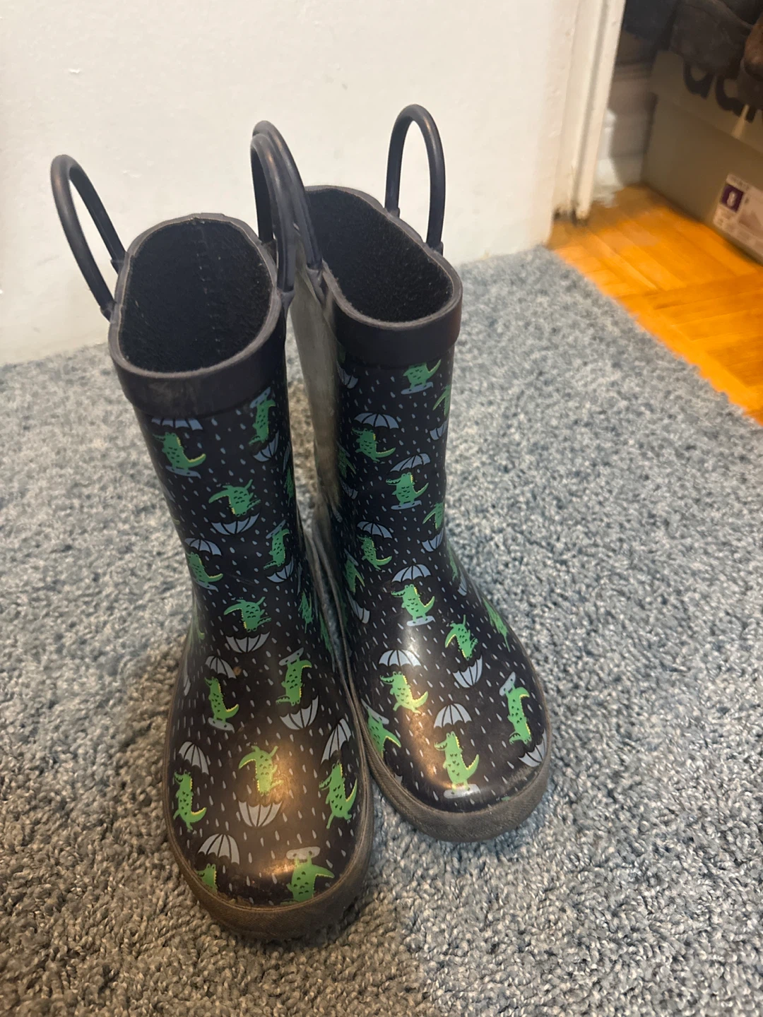 Kids Joe Fresh Rubber Rain Boots Size 10 Dragon Print