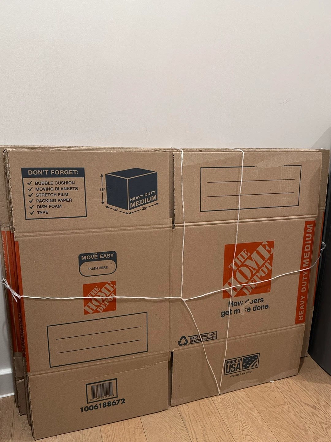 $1.5 Home Depot Heavy Duty Moving Boxes (5 Medium, 2 Large)