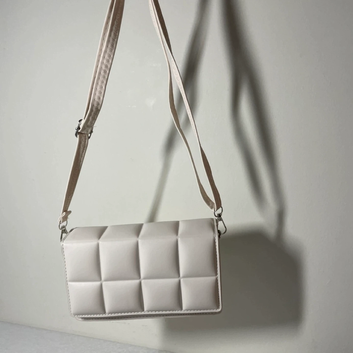 NEW✨ white crossbody bag