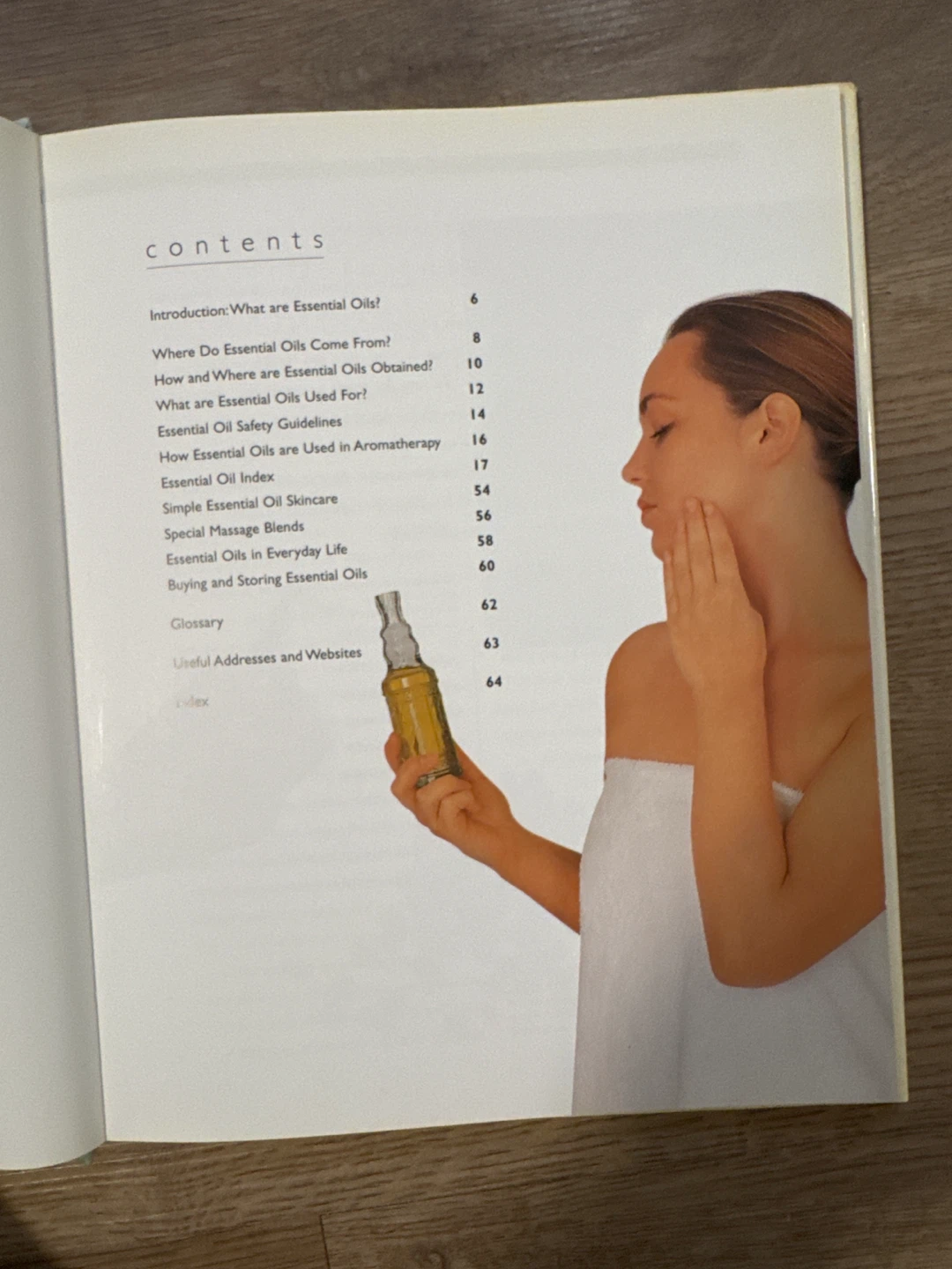 A Guide To Essential Oils By Jennie Harding - photo 3