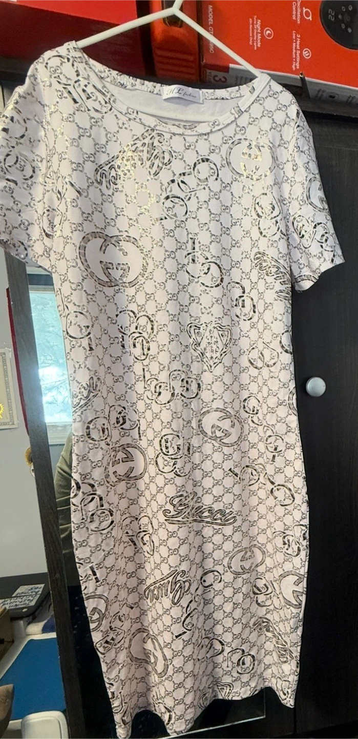 Women's Short Sleeve Logo Dress - photo 2