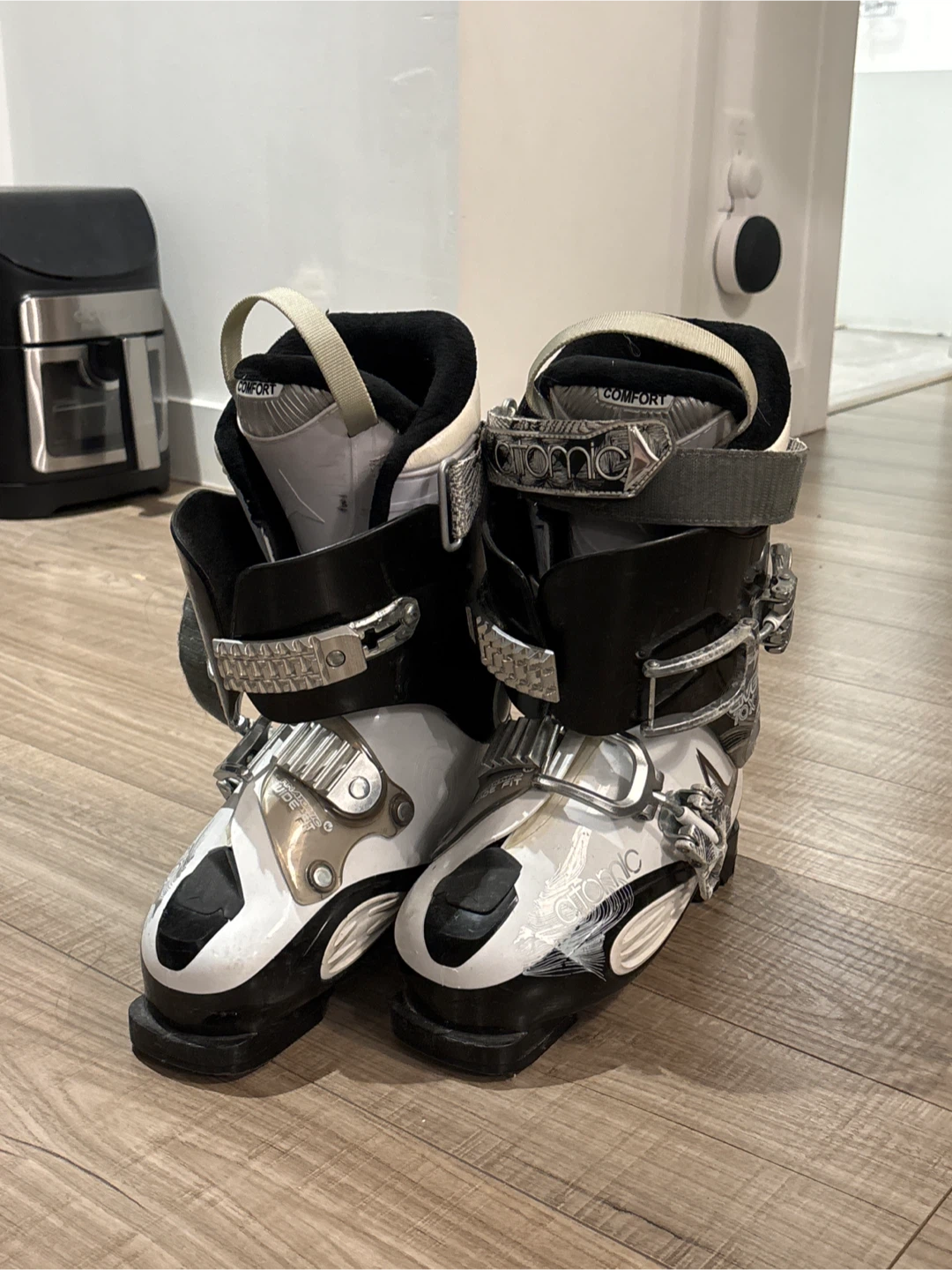 Atomic Ski Boots