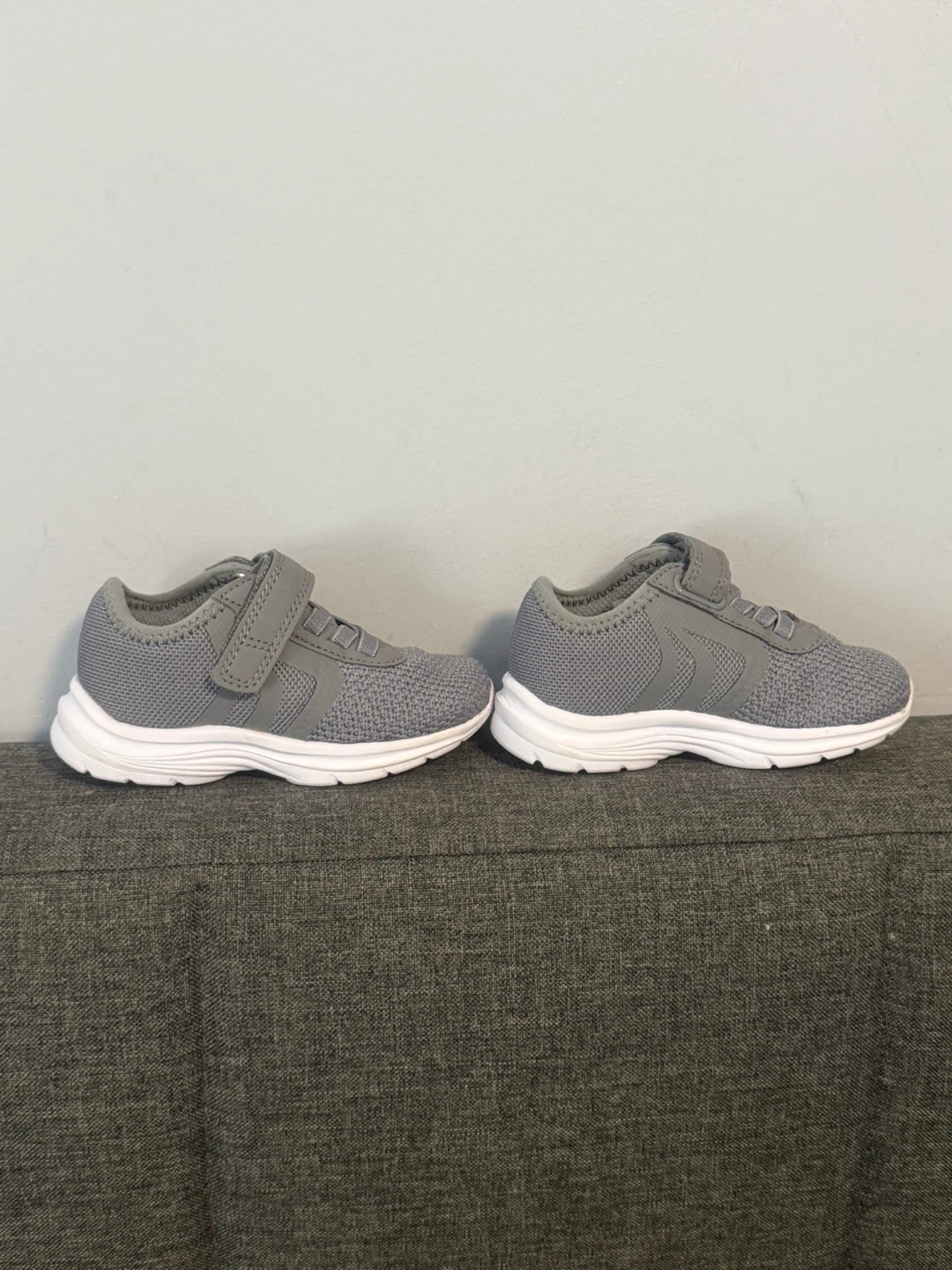 Grey Kids Running Shoes Size US 6 - photo 2