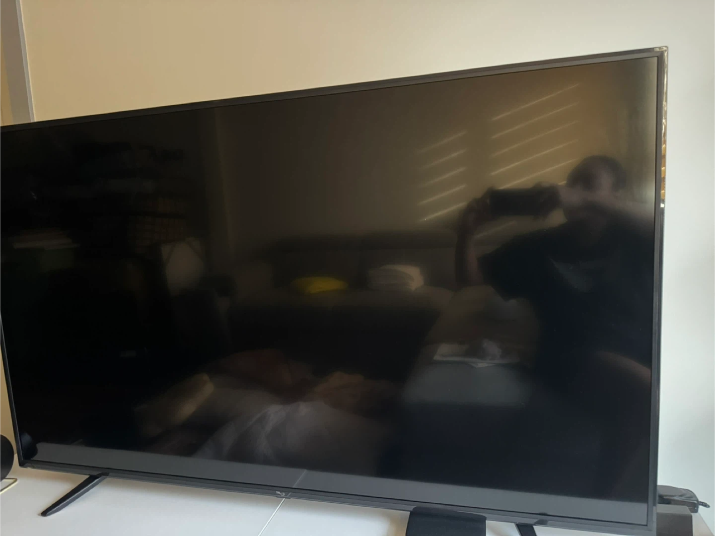 Used RCA Smart 55-inch TV - photo 2