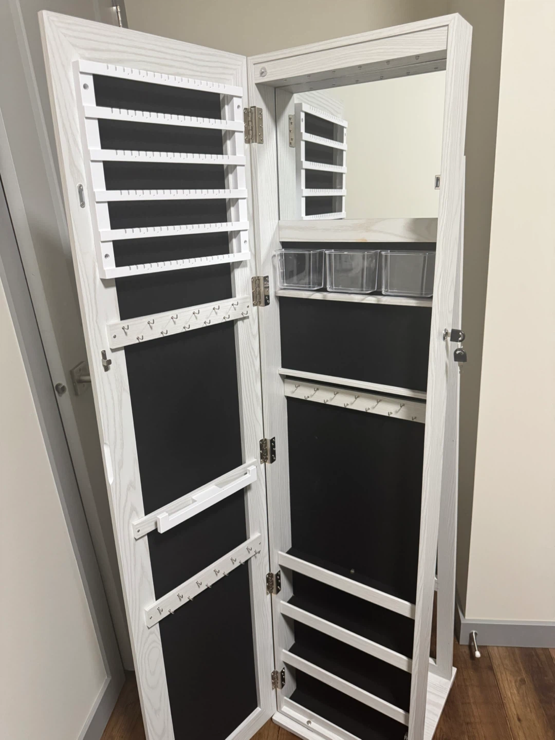 White Mirrored Jewellery Cabinet with Stand - photo 3