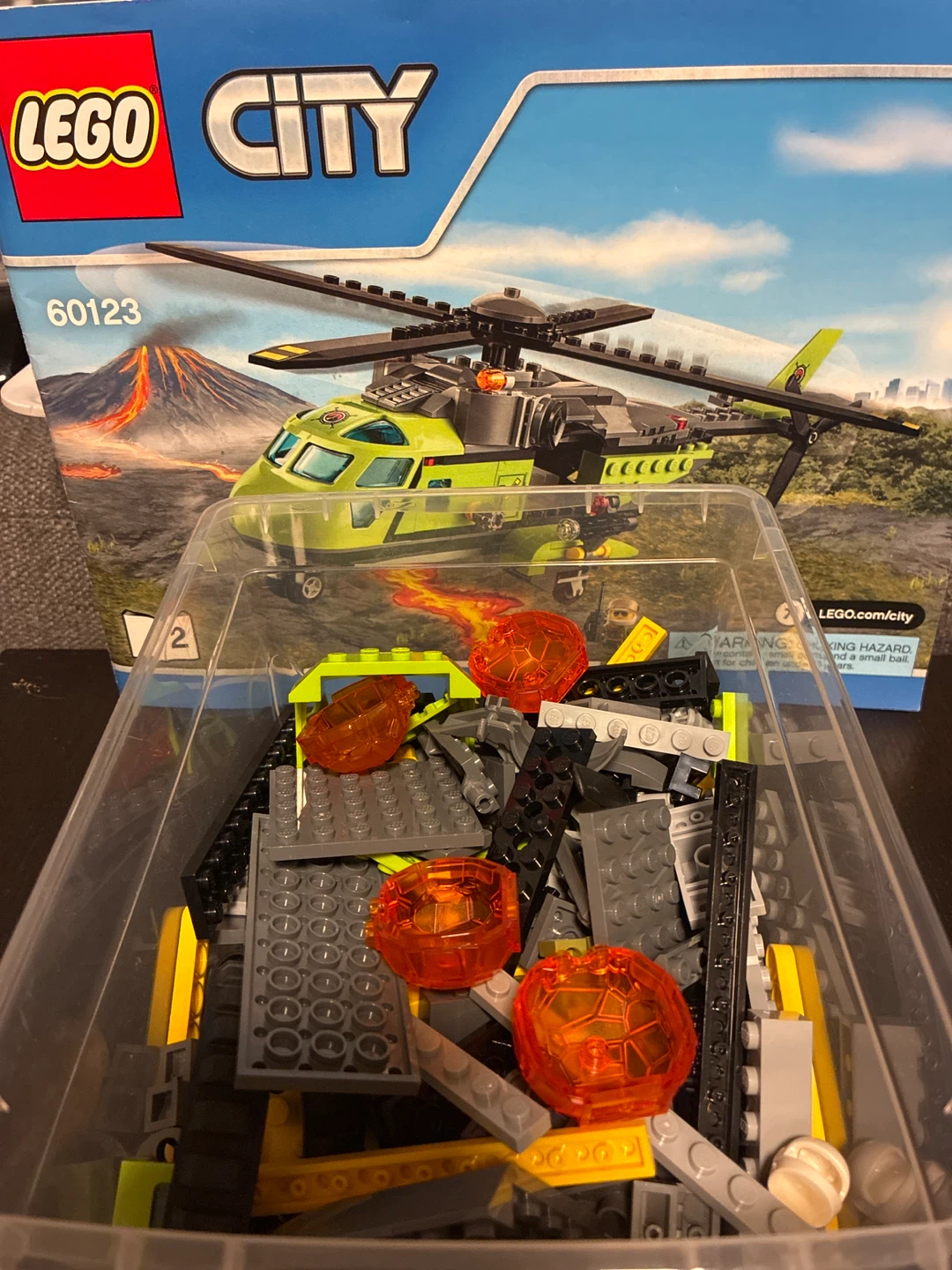 LEGO City 60123 Volcano Supply Helicopter - photo 2