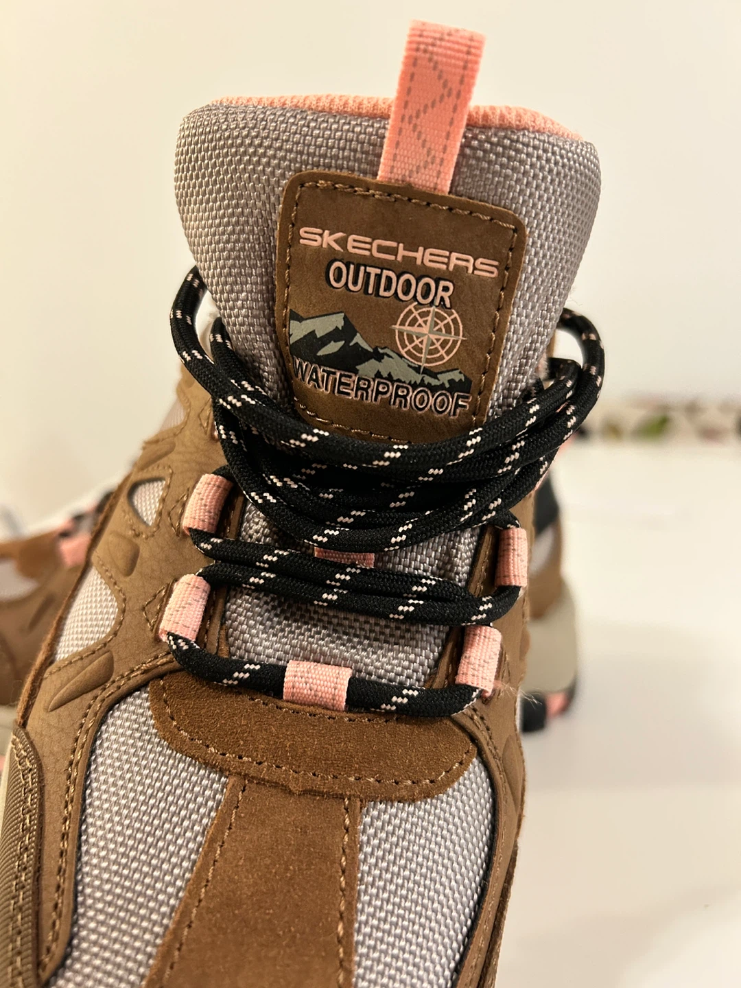 Skechers Outdoor Waterproof Hiking Shoes Women's Size 7.5 - photo 2
