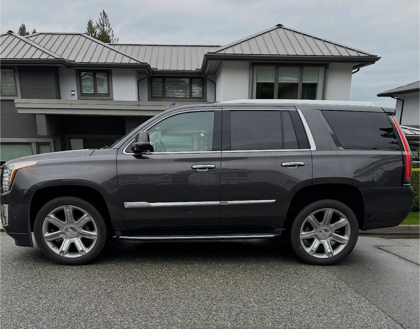 2017 Cadillac Escalade premier luxury edition