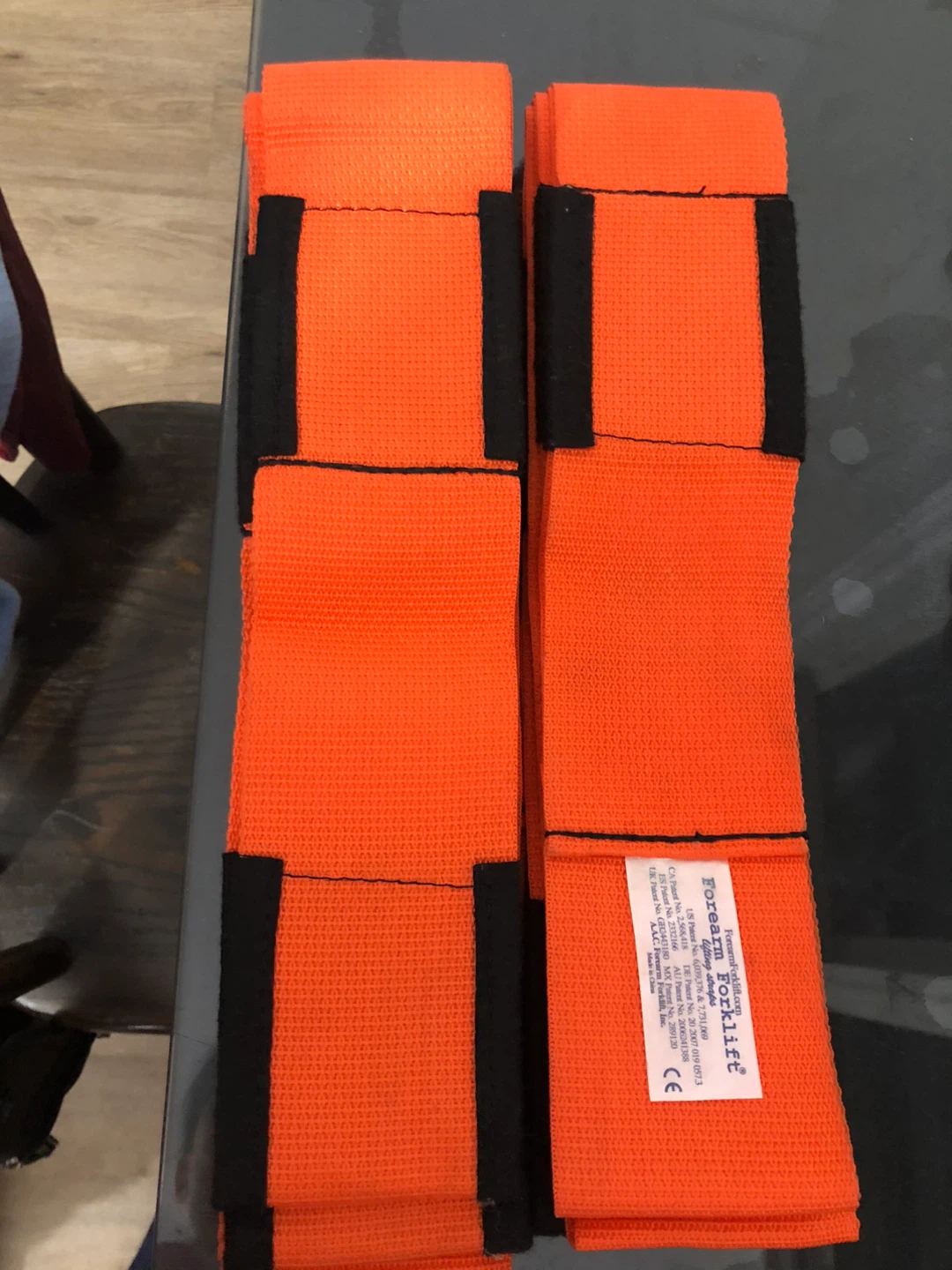 Adjustable lifting moving traps