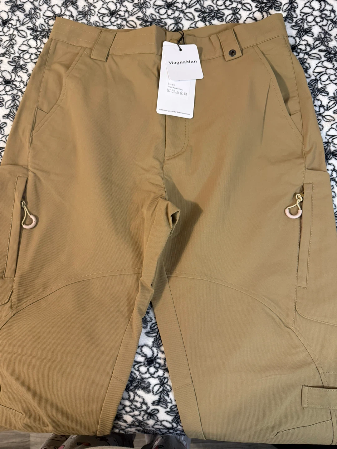 MagnaMan Cargo Pants Size L