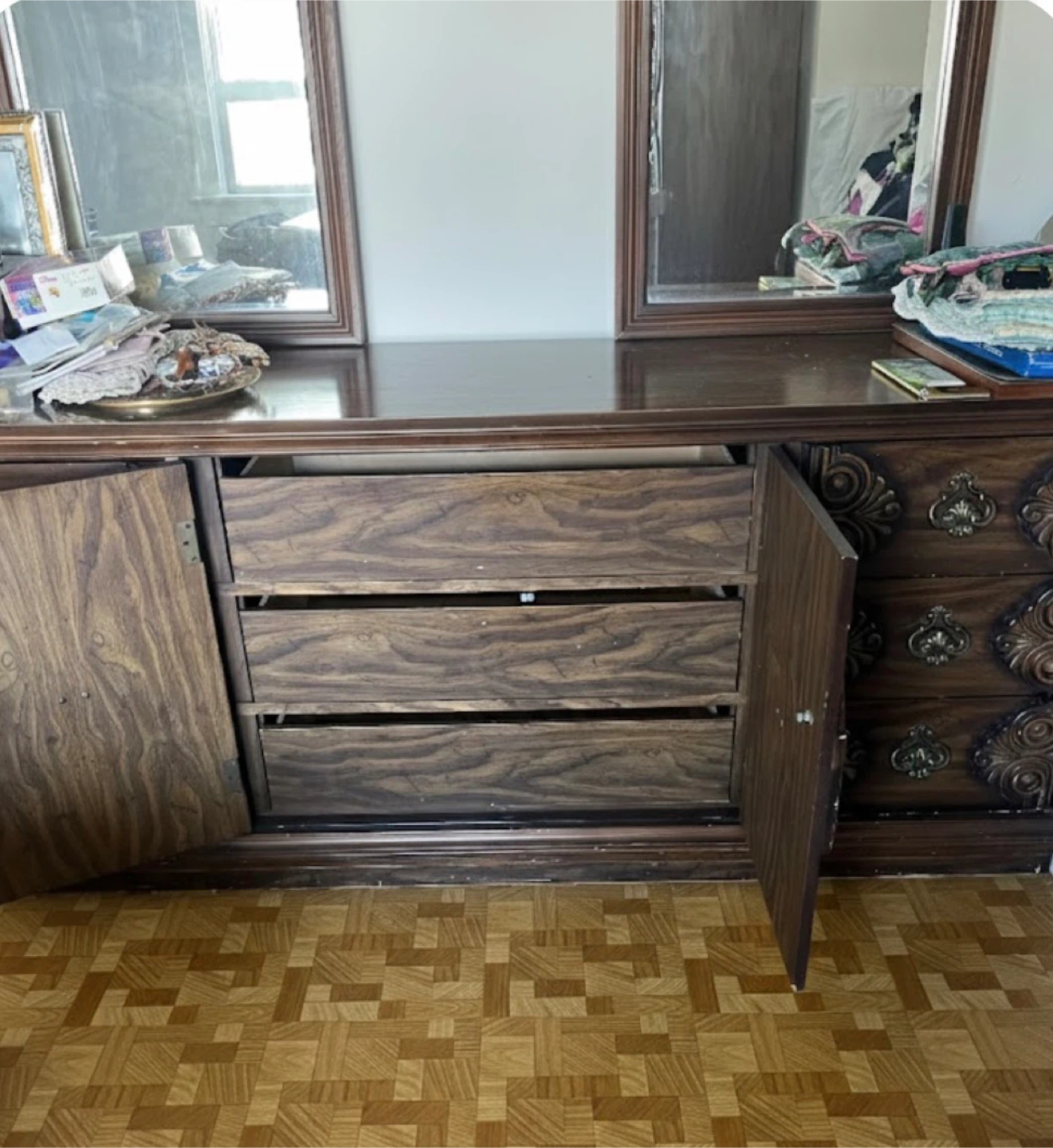 Vintage Wooden Bedroom Set - photo 2