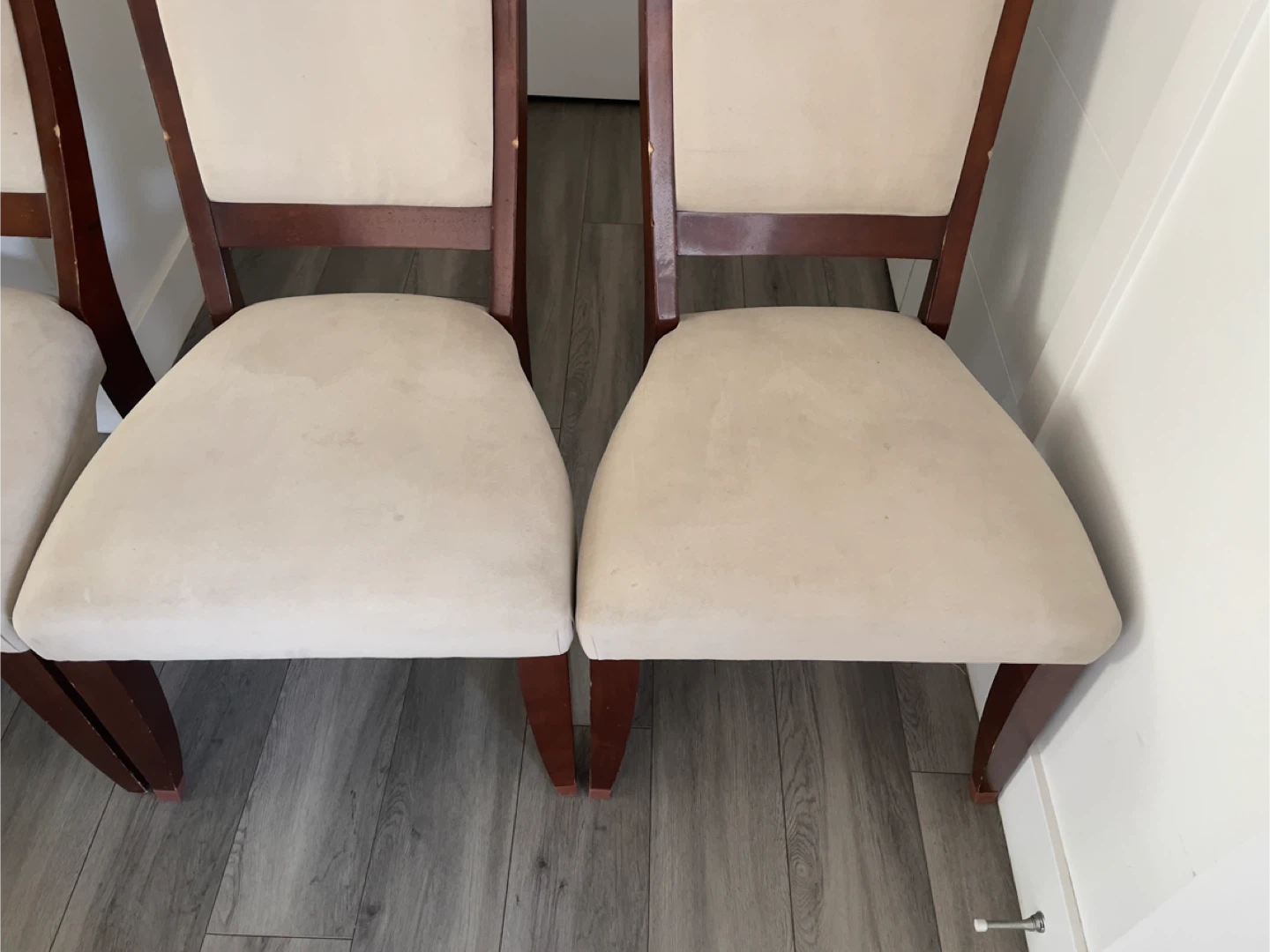 4 Dining Chairs - photo 4