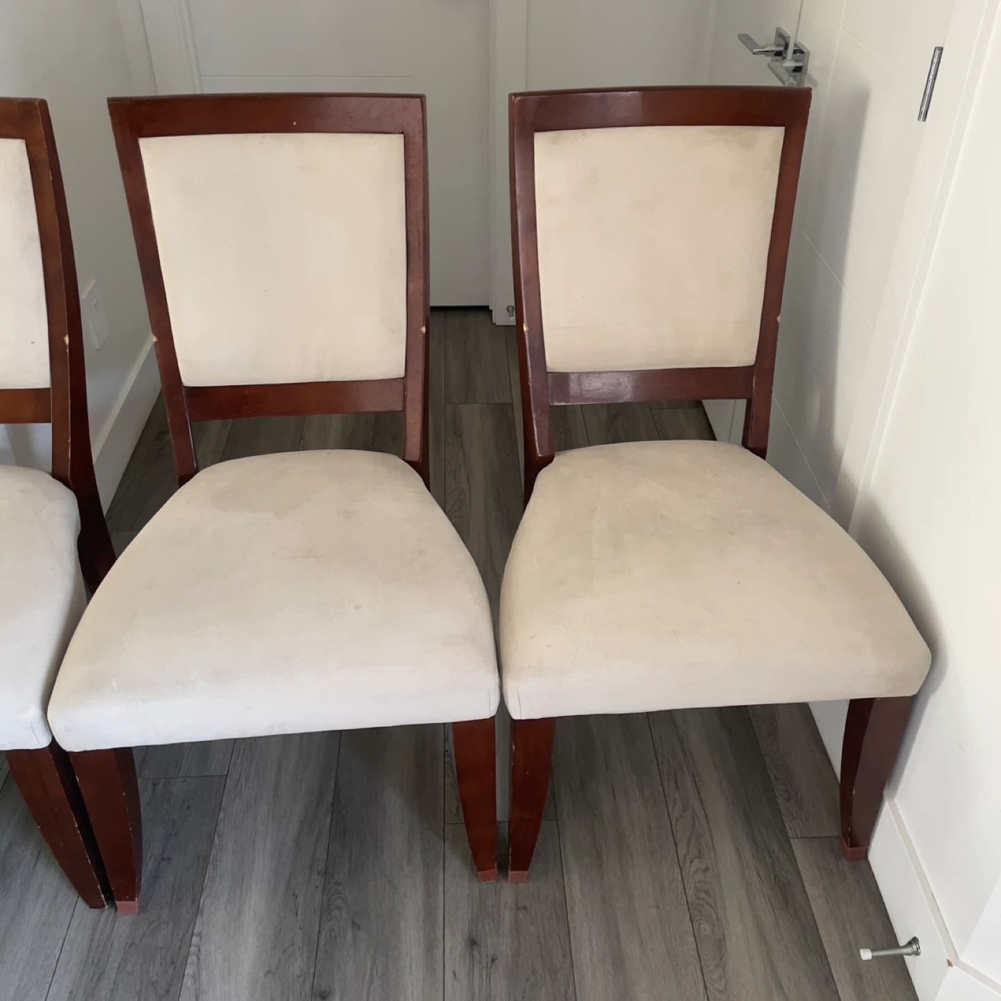 4 Dining Chairs - photo 2