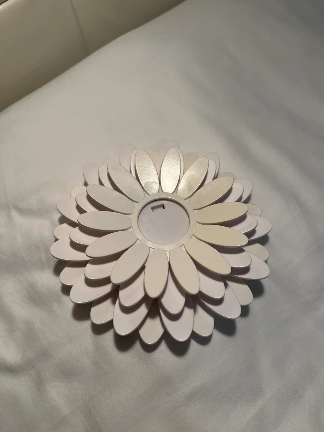 Set of 4 White Daisy Photo Frames