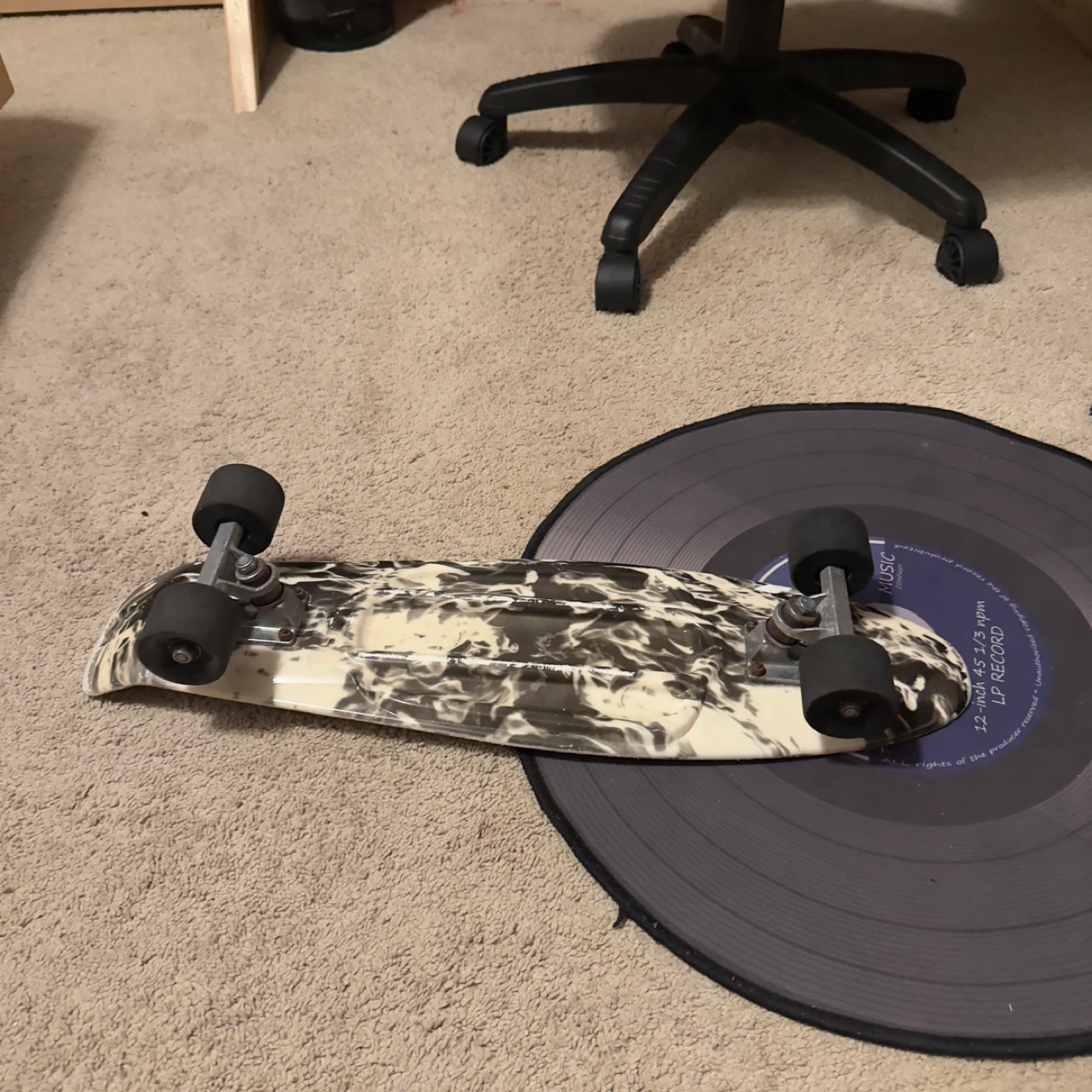 Quarter Board Skateboard - Marbled Pattern - photo 2