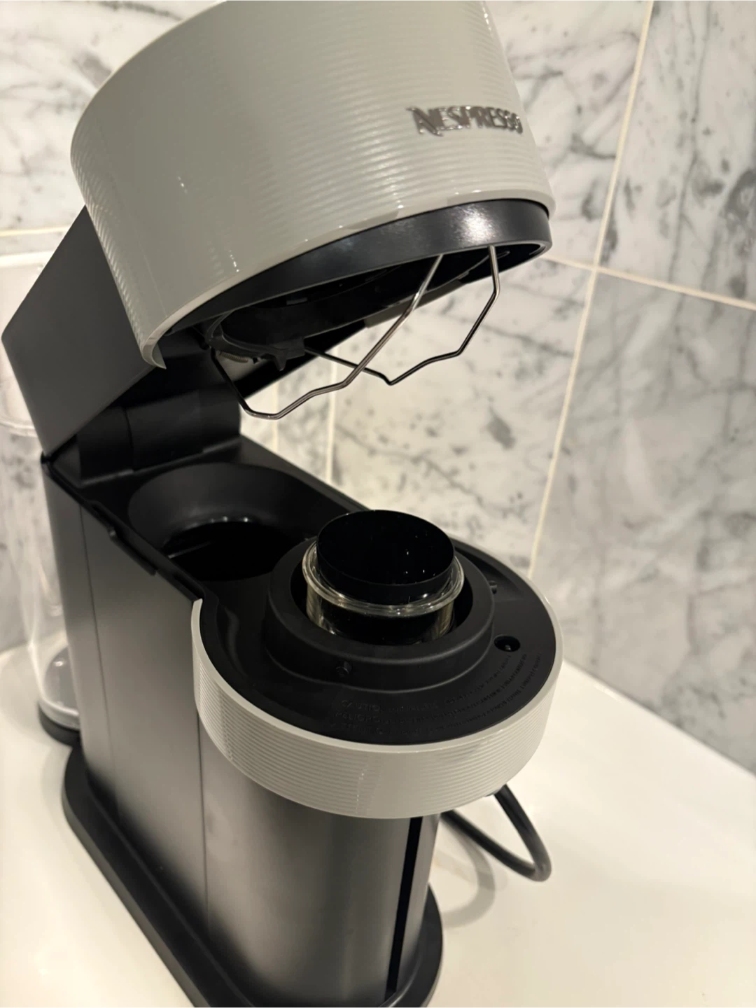 Breville Nespresso Vertuo Next Coffee Maker - Light Grey - photo 3