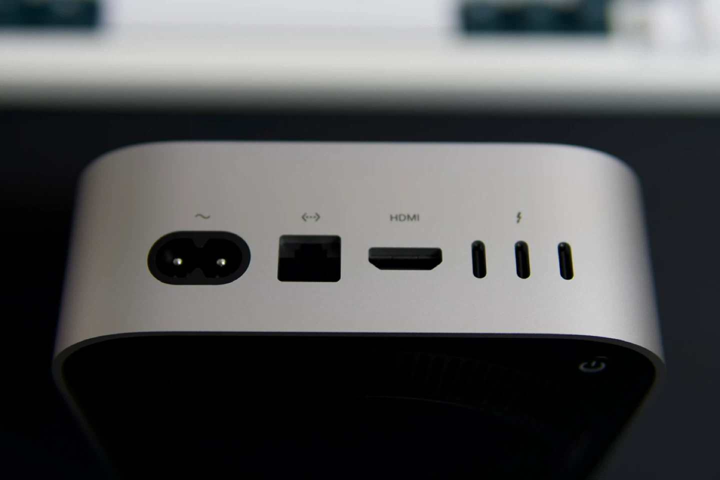 M4 Mac Mini Base Model - photo 3