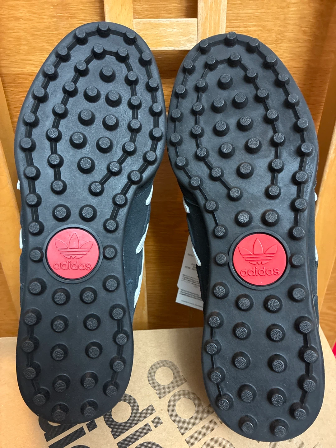 New in box Adidas 94 Predator Football/Soccer Cleats 8.5 - photo 4