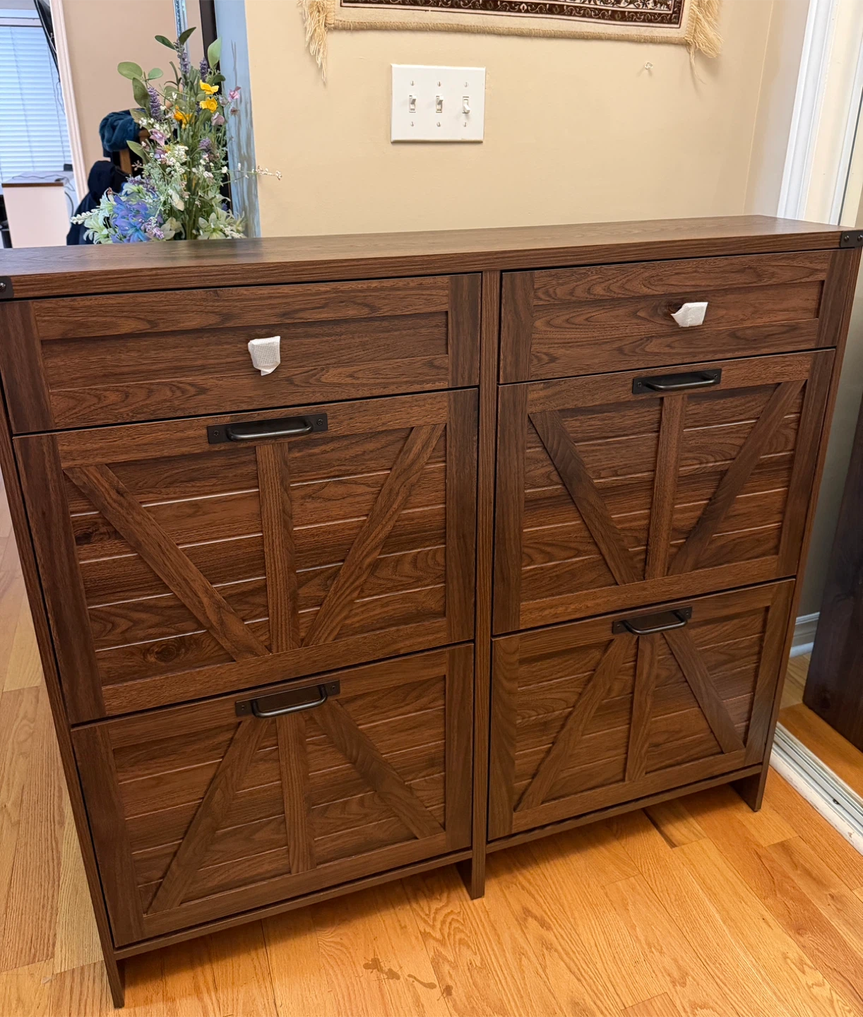 Dark Wood Entryway Shoe 4 Cabinets and 2 Drawers