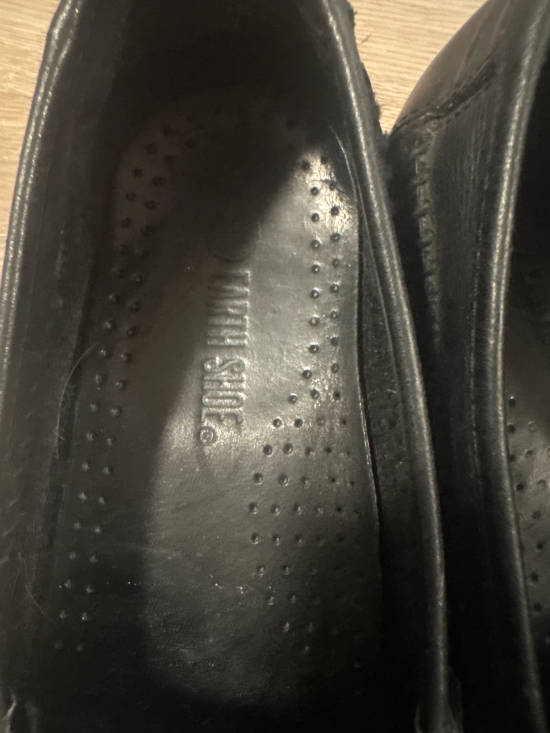 Earth Shoes Black Genuine Leather Loafers with Tassels - photo 2
