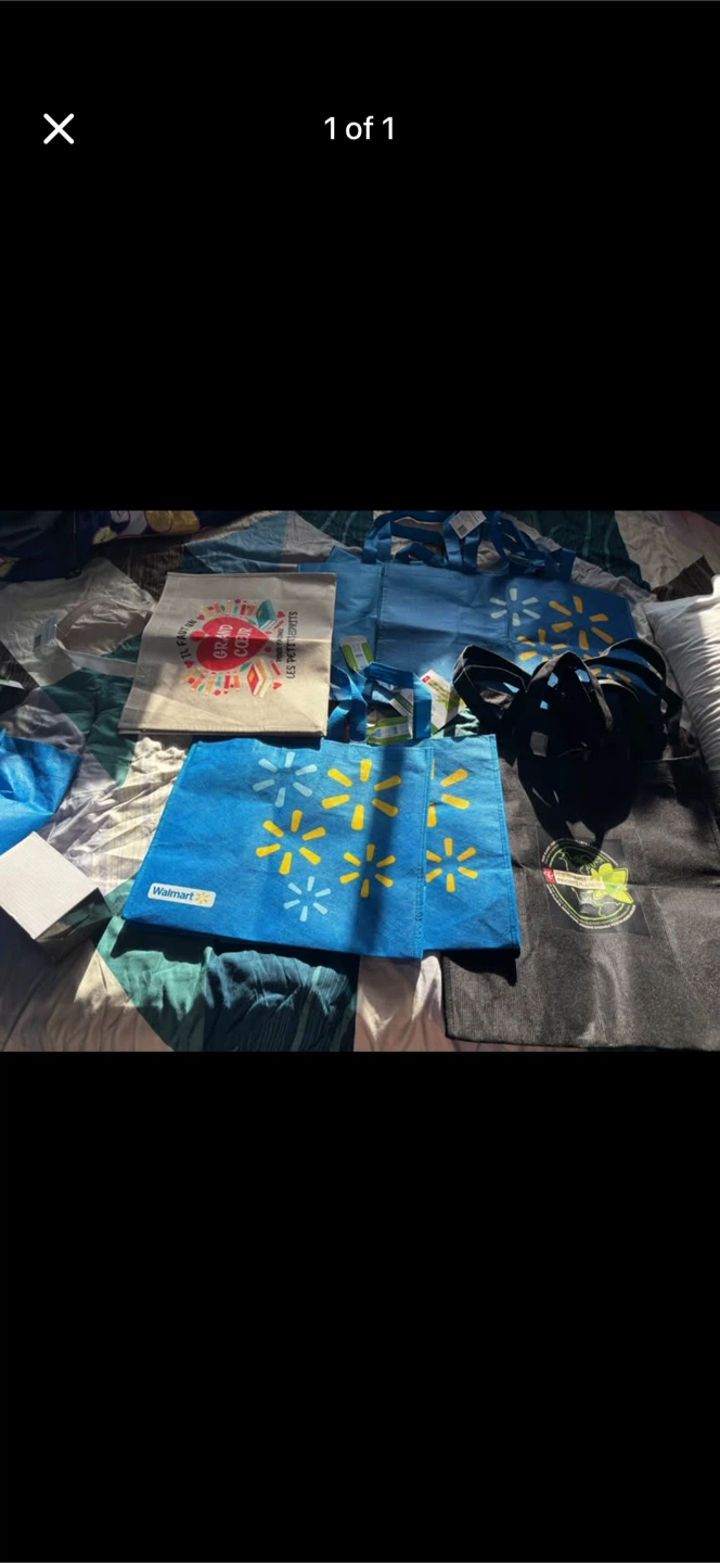 Reusable Shopping Bags with tags