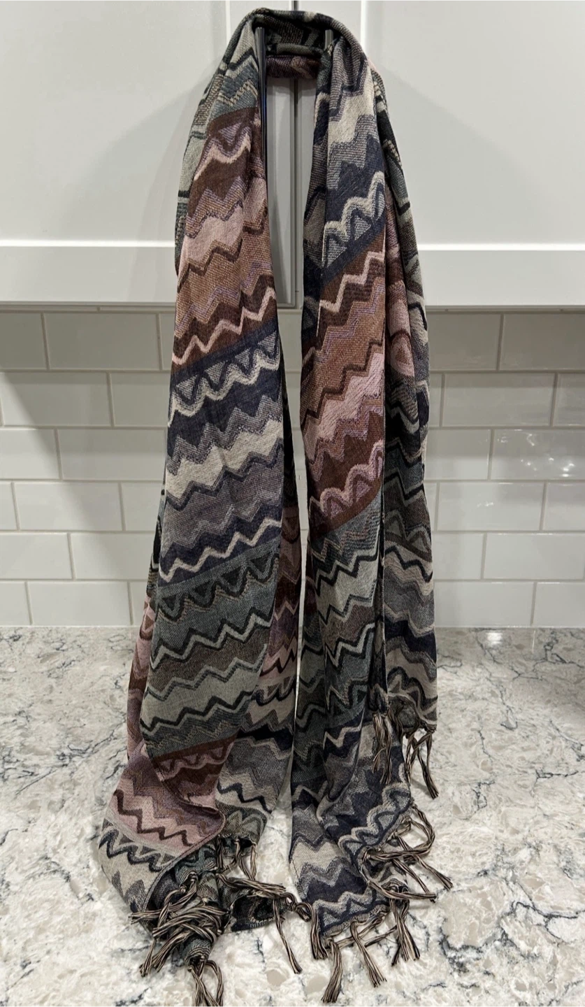 Pashmina/Shawls in various colours! ($12 each or 2 for $20) - photo 4