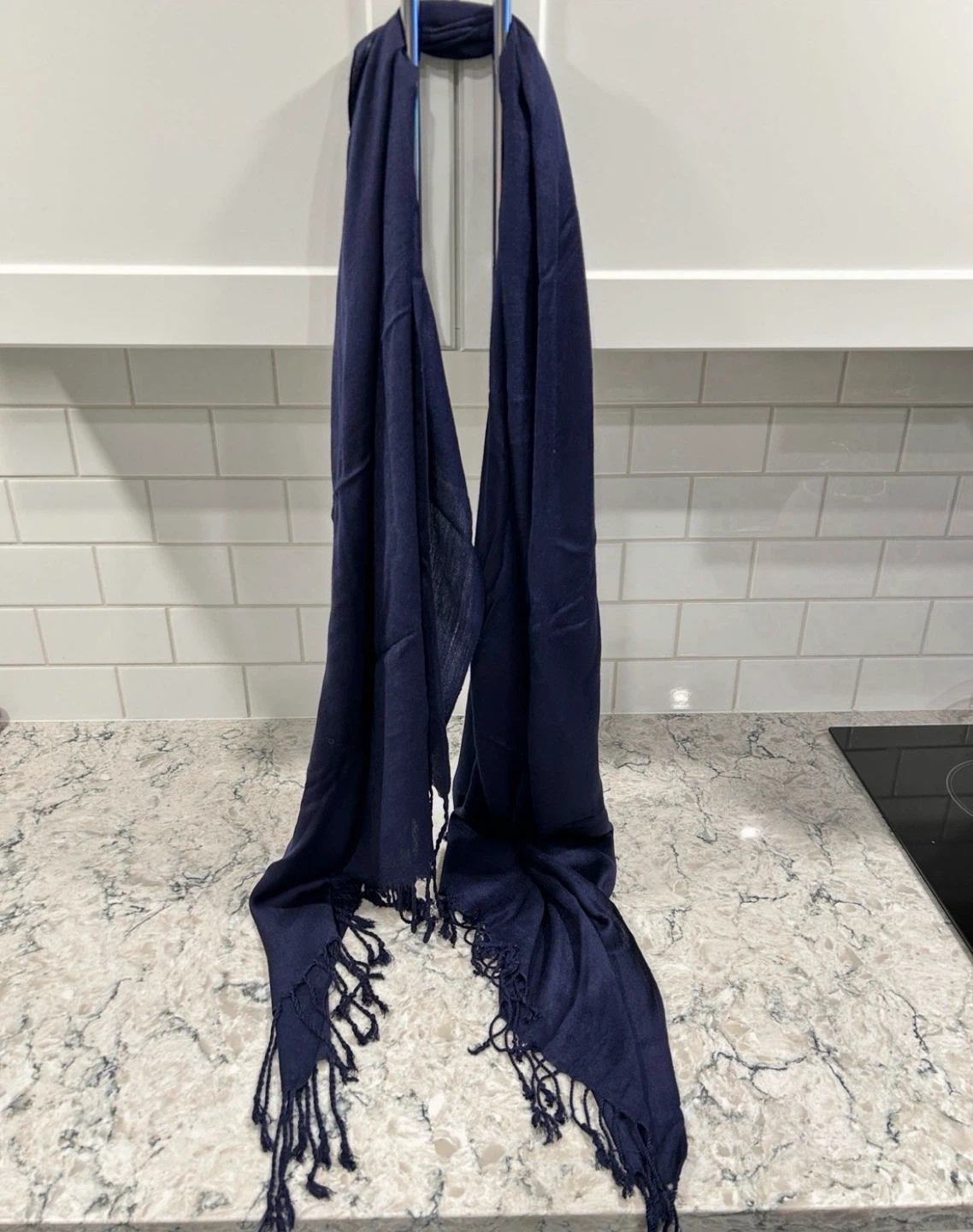 Pashmina/Shawls in various colours! ($12 each or 2 for $20) - photo 2