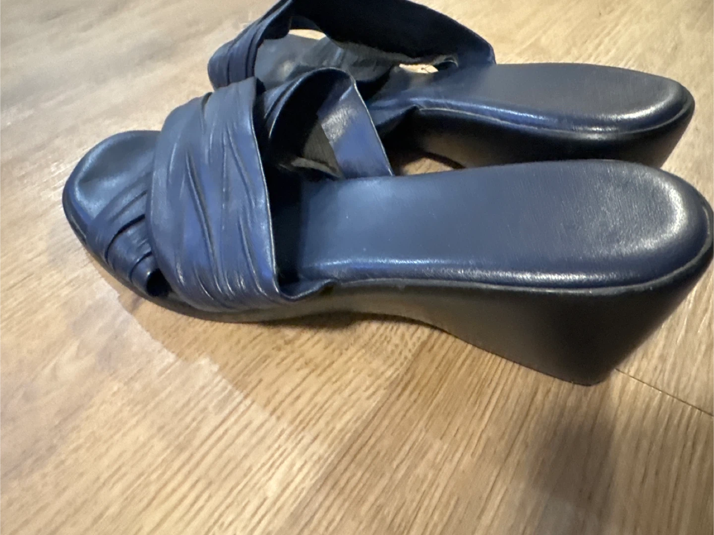 Italian Shoemakers Navy Blue Wedge Sandals - photo 4