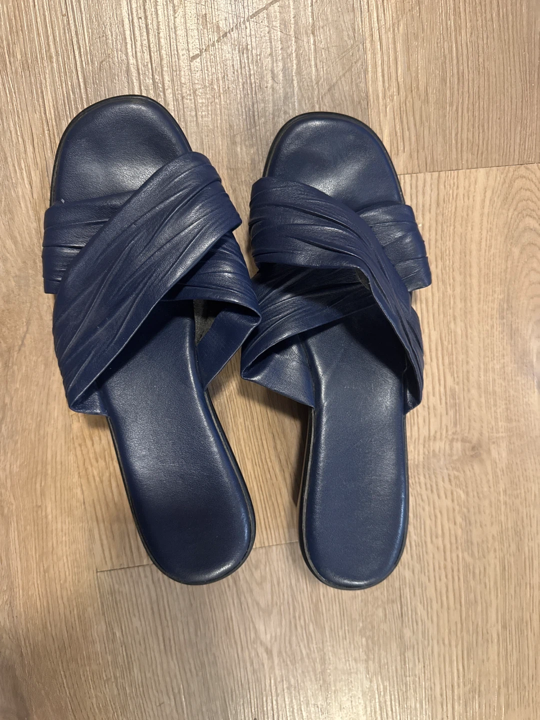 Italian Shoemakers Navy Blue Wedge Sandals - photo 2