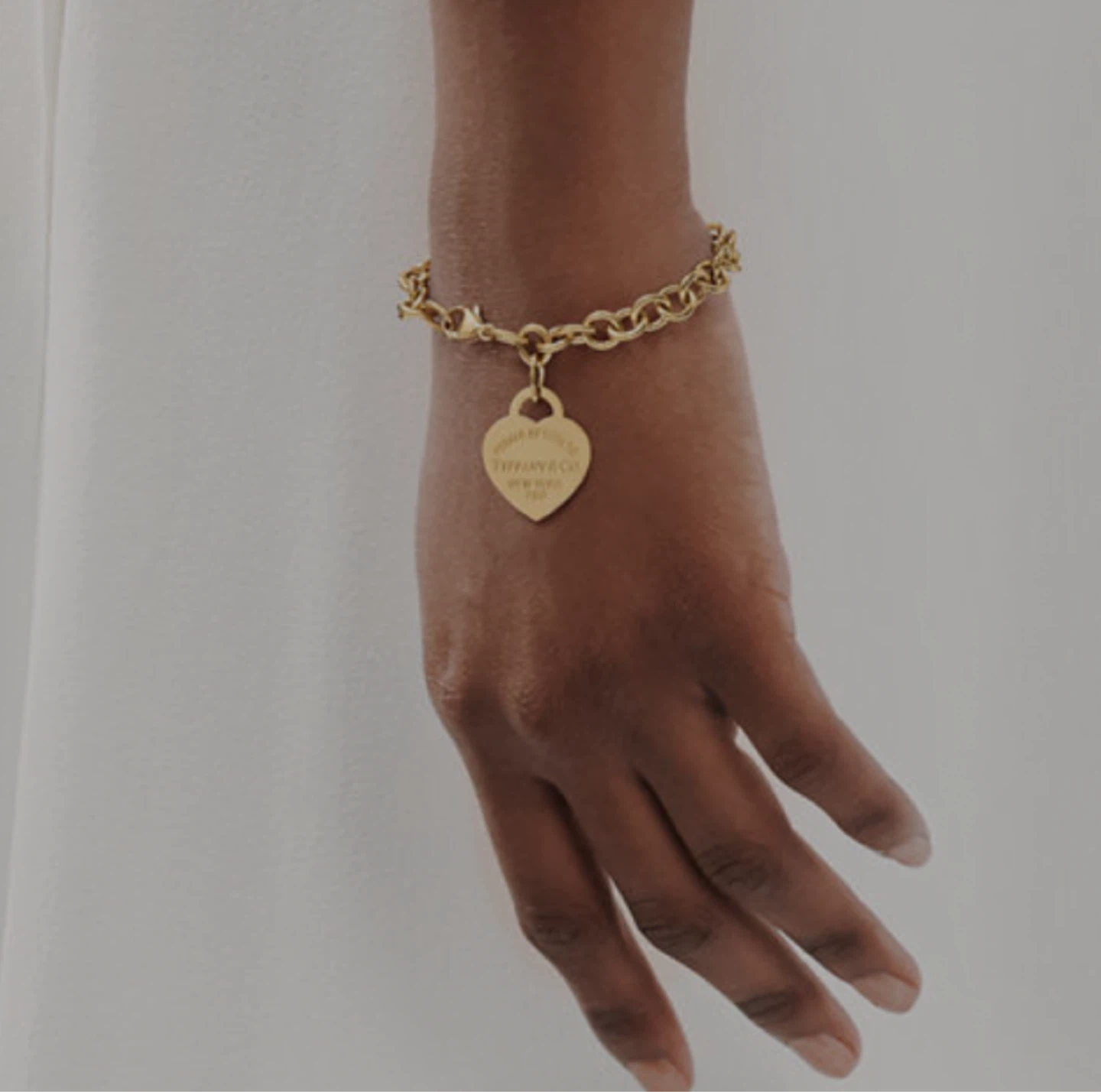 Tiffany & Co. Return to Tiffany Heart Tag Charm Bracelet Gold