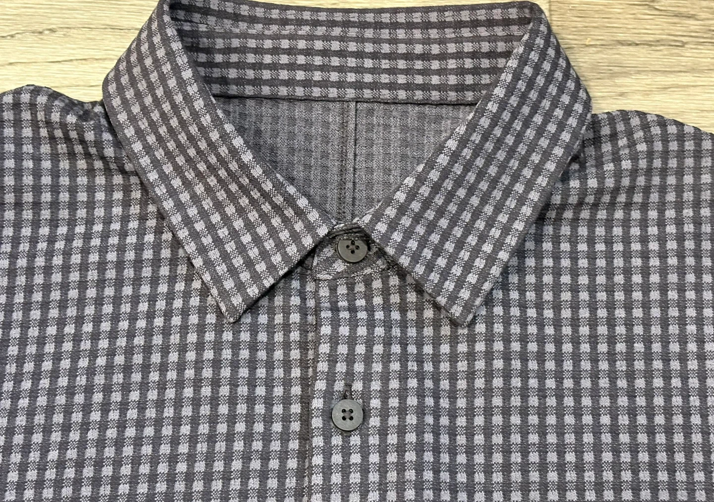 Lululemon Men's  medium Commission Button-Up Shirt - photo 5