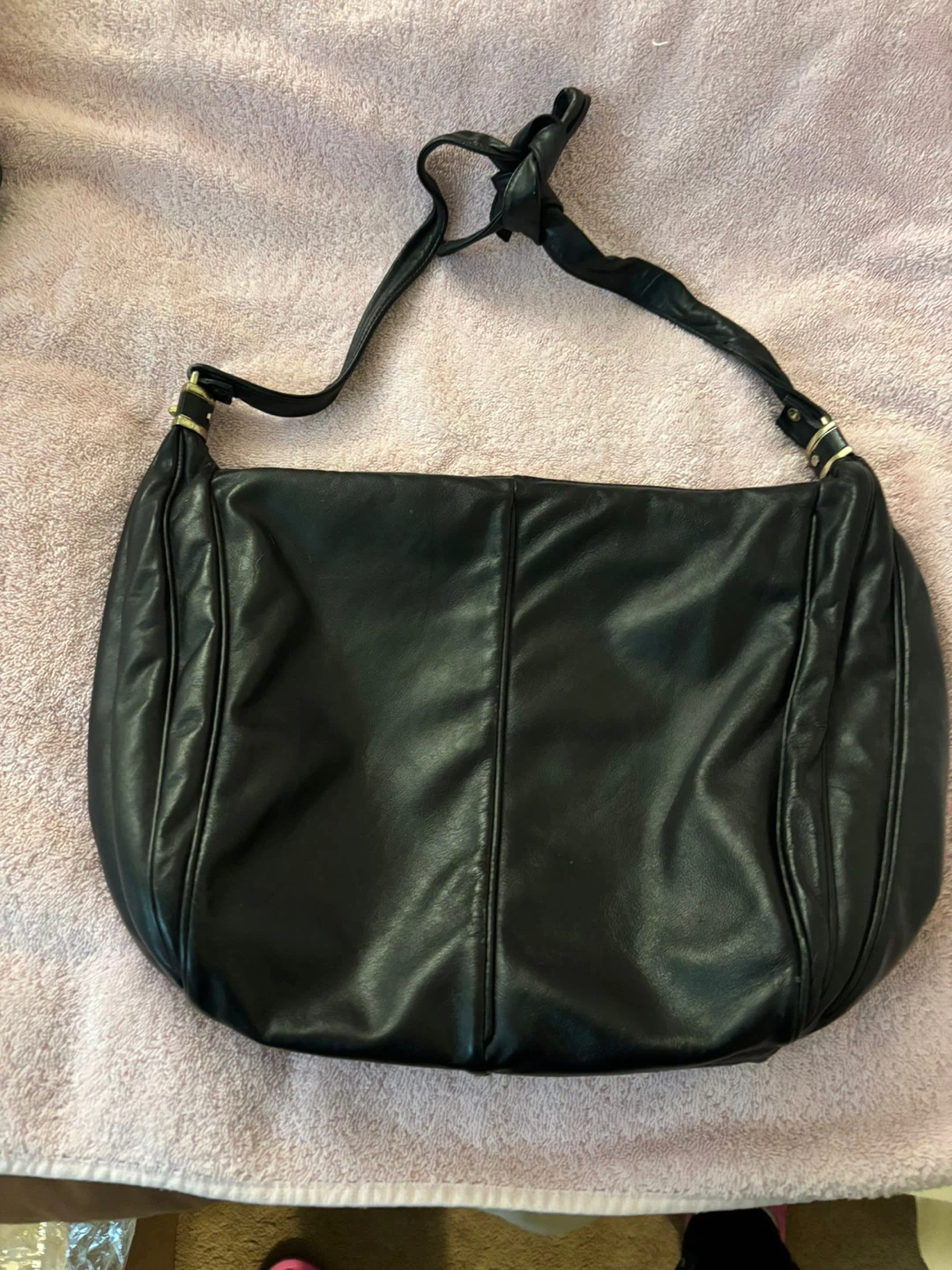 DKNY Black Leather Clutch with Silver Chain - photo 3