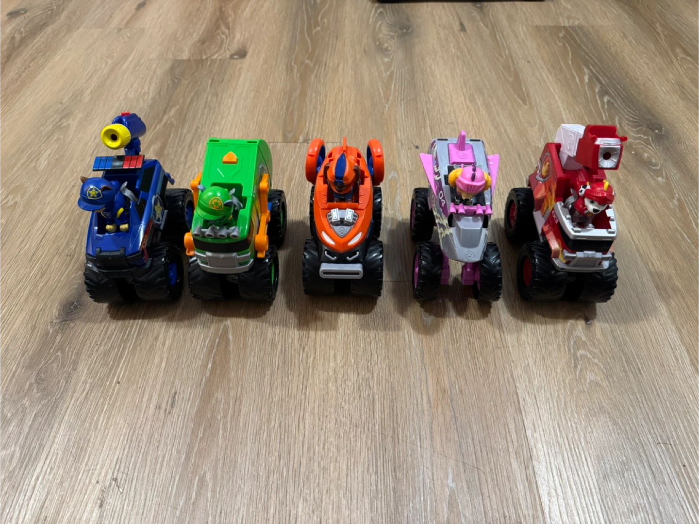 Paw Patrol Monster Truck Rescue Wheels x 5