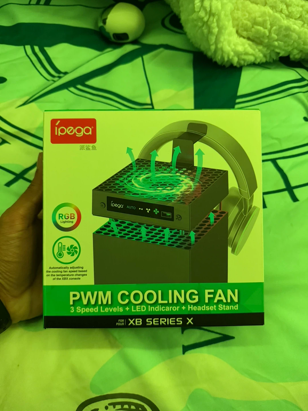 iPega PWM Cooling Fan with RGB Lighting for Xbox Series X