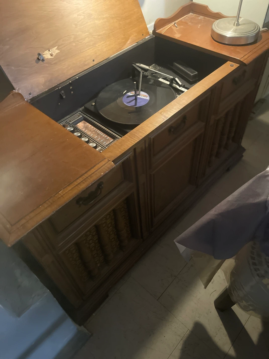 Philips Record Player and Radio Console - photo 3