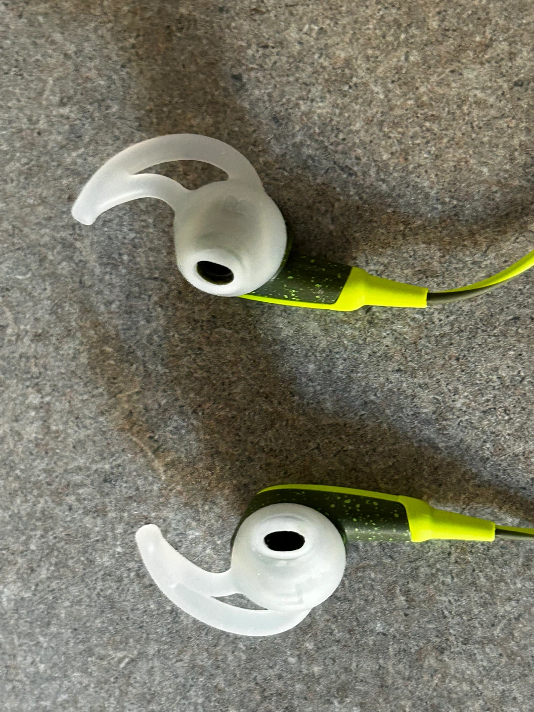 Bose SoundSport In-Ear Headphones - photo 4