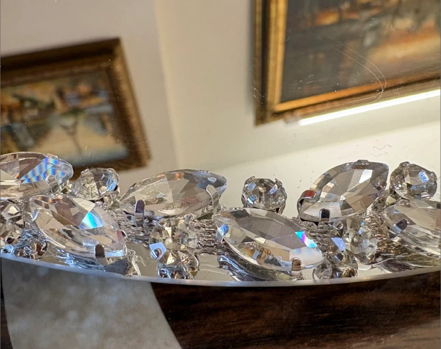 Round mirror tray with silver glass crystal rhinestone trim - photo 3