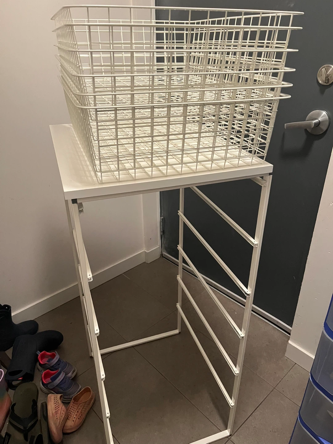 White Metal Wire Storage Basket